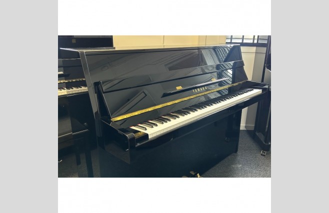 Yamaha Polished Ebony B1 Upright Piano, Used - All Inclusive Premium Package (SN:J29250564) - Image 4